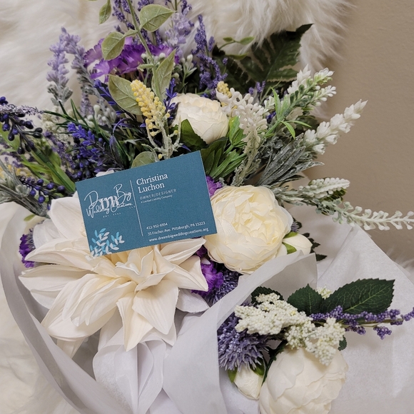 🛑SOLD🛑 Bridal Bouquet and Boutonniere - Picture 2 of 2